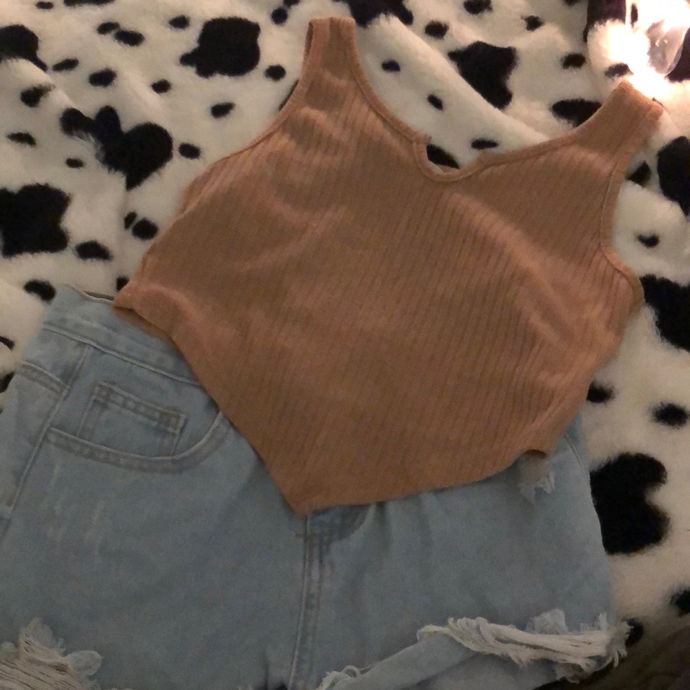 GIRLS TOP AND SHORTS